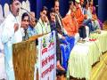 कविसंमेलनात रंगली जुगलबंदी - Marathi News | Rangli Jugal Bandi in Kavi Sammelan | Latest pune News at Lokmat.com