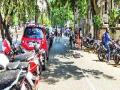 निगडीत पदपथाला अतिक्रमणाचा विळखा - Marathi News | Encroachment detection of linked footpath | Latest pimpri-chinchwad News at Lokmat.com