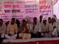शेतकरी संपाबाबत आज संध्याकाळी "वर्षा"वर बैठक - Marathi News | Meetings on "Rain" this evening about farmers' strike | Latest maharashtra News at Lokmat.com