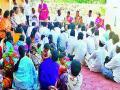 सरकारने शेतकऱ्यांचा कणा मोडण्याचे काम केले - Marathi News | The government worked to break the particles of farmers | Latest maharashtra News at Lokmat.com