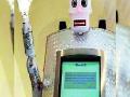 जर्मनीत चर्चमध्ये आशीर्वाद देणारा रोबोट - Marathi News | Robot Blessing in Church in Germany | Latest international News at Lokmat.com