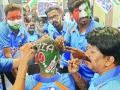 भारत-पाक सामन्याने मुंबई स्तब्ध - Marathi News | Mumbai stunned after India-Pak match | Latest maharashtra News at Lokmat.com