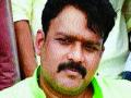 रमेश कदमची दादागिरी सुरूच - Marathi News | Ramesh Kadam's dadagiri continued | Latest maharashtra News at Lokmat.com