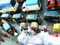 अवैध व्यावसायिकांची गुंडगिरी - Marathi News | Bullying of illegal business | Latest maharashtra News at Lokmat.com