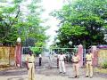 पोलीस बंदोबस्तात क्षेपणभूमीवर कचरा टाकण्यास सुरुवात - Marathi News | The police began to disturb the garbage on the ground floor | Latest maharashtra News at Lokmat.com