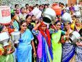 प्रजा दारात आल्याने राजा उदार - Marathi News | Raja liberal after coming to the Praja door | Latest pune News at Lokmat.com