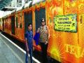 ‘तेजस’मुळे दुसऱ्या गाड्यांचा खोळंबा - Marathi News | 'Tejas' detention due to Tejas | Latest maharashtra News at Lokmat.com
