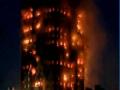 VIDEO- लंडनमध्ये 27 मजली इमारतीला भीषण आग - Marathi News | VIDEO - A severe fire in a 27-storey building in London | Latest international News at Lokmat.com