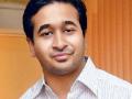 शिवसेनेचे नाव गिनीज बुकमध्ये नोंदवा- नितेश राणे - Marathi News | Register Shivsena's name in Guinness Book- Nitesh Rane | Latest maharashtra News at Lokmat.com