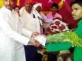 मुलाच्या लग्नात दिला आदिवासी विद्यार्थ्याला मदतीचा हात - Marathi News | A helping hand for the tribal student in the boy's wedding | Latest chandrapur News at Lokmat.com