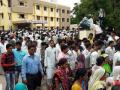 तरुणीवरील अत्याचारविरोधात कोपरगावात निघाला सर्वपक्षीय मोर्चा - Marathi News | The All-party Front went to Kopargaon against the tyranny of the girl | Latest maharashtra News at Lokmat.com