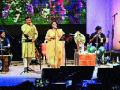 मंजुश्री ओक यांचा विक्रमी स्वरयज्ञ - Marathi News | Vikrammi Narayan of Manjushree Oak | Latest pune News at Lokmat.com