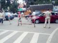 भुशी धरणाकडे जाणारा मार्ग बंद - Marathi News | Road closes to Bhushi Dam | Latest maharashtra News at Lokmat.com