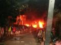 दारूच्या नशेत जाळल्या 27 गाड्या, पुणे जळीतकांडाचा आरोपी पोलिसांच्या ताब्यात - Marathi News | Police said that 27 vehicles of drunken fire, Pune's Jalashankanda police arrested | Latest maharashtra News at Lokmat.com