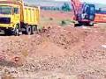 वडकी परिसरात गौण खनिजाचे अवैध उत्खनन - Marathi News | Illegal mining of minor minerals in the Wadki area | Latest yavatmal News at Lokmat.com