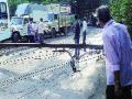 जीर्ण वीजवाहिन्या ठरताहेत जीवघेण्या - Marathi News | Deadly vehicles are known to be life-threatening | Latest maharashtra News at Lokmat.com
