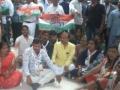 पुणे - "इंदू सरकार" चित्रपटाच्या पत्रकार परिषदेत काँग्रेस कार्यकर्त्यांचा राडा - Marathi News | Pune - Congress workers at the press conference of "Indu Sarkar" | Latest filmy News at Lokmat.com