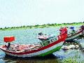 उजनीत होतोय धोकादायक जलप्रवास - Marathi News | Dangerous water circulation in Ujani | Latest maharashtra News at Lokmat.com