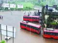 रायगड जिल्ह्यात धुवाधार पाऊस - Marathi News | Heavy rain in Raigad district | Latest raigad News at Lokmat.com