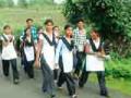 विद्यार्थ्यांचा दररोज पायदळ प्रवास - Marathi News | Infant migration of students daily | Latest chandrapur News at Lokmat.com