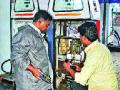 सिडकोमध्ये पेट्रोल पंपावर पोलिसांचा छापा - Marathi News | CIDCO raids police on petrol pump | Latest nashik News at Lokmat.com