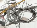 अकोला शहरात मोबाइल कंपन्यांनी विणले ‘ओव्हर हेड’केबलचे जाळे - Marathi News | Mobile companies weave overhead cable network in Akola | Latest akola News at Lokmat.com
