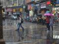 Pune Rain: पुण्यात मेघगर्जना अन् सोसाट्याच्या वाऱ्यासह मुसळधार पावसाला सुरुवात - Marathi News | Heavy rains begin in Pune with thunder and gusty winds | Latest pune News at Lokmat.com