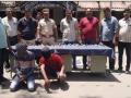 नागपुरातील पाचपावलीत तलवारींचा साठा जप्त - Marathi News | Stalk of swords seized in Panchpawali at Nagpur | Latest nagpur News at Lokmat.com