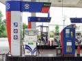 कर्नाटकातील इंधन स्वस्ताईमुळे सीमा भागातील पंप बंद पडले - Marathi News | Fuel is cheaper in Karnataka, The pumps in the border area shut down | Latest sangli News at Lokmat.com