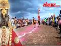 Pandharpur Wari 2018 : माऊलीच्या अश्वाचे पहिले गोल रिंगण - Marathi News | Pandharpur Wari 2018: Around the first goal of Mauli Ashwa | Latest solapur Videos at Lokmat.com