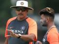रिषभ पंतचा घडा भरला, रवी शास्त्रींनी दिली वॉर्निंग - Marathi News | Ravi Shastri warns Rishabh Pant | Latest cricket News at Lokmat.com