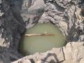 धक्कादायक ! पाणी काढताना सहा महिला पडल्या विहिरीत  - Marathi News | Shocking There were six women slips in water well at Aurangabad | Latest chhatrapati-sambhajinagar News at Lokmat.com