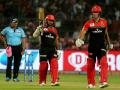 IPL 2019 : बंगळुरुच्या बुडत्या जहाजाला पार्थिव पटेलचा आधार - Marathi News | IPL 2019: Parthiv Patel's half century, Royal Challengers Bangalore give 159uns target to Rajasthan Royals | Latest cricket News at Lokmat.com