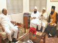 सीएए व एनआरसीविरोधात मुस्लीम धार्मिक नेत्यांनी घेतली शरद पवारांची भेट - Marathi News | Sharad Pawar meets Muslim religious leaders against CAA and NRC | Latest maharashtra News at Lokmat.com