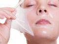 काय आहे पील ऑफ मास्क आणि त्वचेला काय होतात याचे फायदे? - Marathi News | What is the benefits of Peel Off Mask for Skin? | Latest beauty News at Lokmat.com