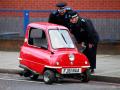 World's Smallest Peel P50 Car: जगातील सर्वात छोटी कार! मारुतीच्या सेलेरिओलाही मागे टाकेल असे मायलेज; किंमत एवढी की... - Marathi News | World's Smallest Peel P50 Car: Mileage that will surpass even Maruti's Celerio; The price is 84 lakhs | Latest auto Photos at Lokmat.com