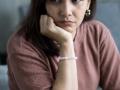 Perimenopause : स्वत:चा जीव खाणं बंद करा, कशाला भांडताय स्वत:शी? द्या स्वत:ला नव्यानं जगण्याची संधी... - Marathi News | perimenopause menopause : emotional stress, mood changes and rebound effect, how women can manage | Latest sakhi News at Lokmat.com