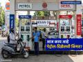 Petrol Diesel च्या किमतीत झालाय का बदल? 'या' मोठ्या शहरात ₹१०७.४६ मध्ये विकलं जातंय पेट्रोल, पटापट पाहा लेटेस्ट रेट - Marathi News | change in excise duty what is petrol diesel price in mumbai chennai kolkata hyderabad check latest rates | Latest business News at Lokmat.com