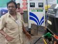 नाशकात पेट्रोल दरवाढीचा उच्चांक; असे कसे अच्छे दिन? संतप्त सवाल - Marathi News | Petrol price hike in Nashik; How good is that? Angry question | Latest nashik News at Lokmat.com