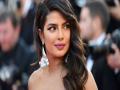 Priyanka Chopra Birthday Special : प्रियंका चोप्राने या कारणामुळे केला होता आत्महत्येचा प्रयत्न? - Marathi News | Priyanka Chopra tried committing suicide during her struggling days, alleges ex-manager Prakash Jaju | Latest filmy News at Lokmat.com