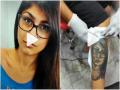 VIDEO : असा टॅटू का काढला या माणसाने, बघून रागाने लाल झाली Mia Khalifa - Marathi News | Former pornstar Mia Khalifa saw the tattoo of this Indian Fan she said such a thing in anger watch video | Latest social-viral News at Lokmat.com