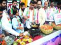 केंद्र सरकारच्या धोरणांचा काँग्रेसकडून कल्याणमध्ये निषेध - Marathi News | Congress condemns central government policies in welfare | Latest thane News at Lokmat.com