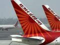 नागपुरात विमाने जागेवर उभी,दरदिवशी सरासरी ३० लाख रुपयांचे नुकसान - Marathi News | Airplane standing on the ground, with an average loss of Rs 30 lakh per day | Latest nagpur News at Lokmat.com