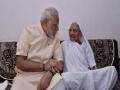 नरेंद्र मोदी आईचे आशीर्वाद घेण्यासाठी उद्या गुजरातला जाणार - Marathi News | PM Modi in Gujarat tomorrow to seek mother’s blessings | Latest national News at Lokmat.com
