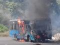 अडीच वर्षात पीएमपीच्या 17 बर्निंग बसेस - Marathi News | 17 buses were burnt in two and half years | Latest pune News at Lokmat.com