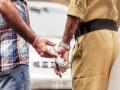 Pune Police: अवैध धंदे चालकाकडून पैसे घेत असल्याचा व्हिडिओ व्हायरल; २ पोलीस कर्मचारी निलंबित - Marathi News | Video of illegal business owner taking money goes viral 2 police personnel suspended | Latest pune News at Lokmat.com