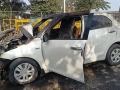 पोलिस ठाण्यात कार लावली, अचानक पेटली! - Marathi News | car parked in the police station suddenly caught fire | Latest ahilyanagar News at Lokmat.com