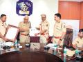 पोलीस महासंचालक सतीश माथूर यांनी केला पोलीस अधिका-यांचा गौरव - Marathi News | Director General of Police Satish Mathur gave the honor of the Ahmednagar Police Officer | Latest ahilyanagar Photos at Lokmat.com
