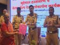  चोरी गेलेला ३ कोटी १६ लाखांचा ऐवज पोलिसांनी नागरिकांना केला परत - Marathi News | 3 Crore 16 Lakhs was returned by the police to the citizens | Latest kalyan-dombivli News at Lokmat.com