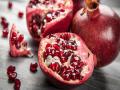 ‘सोलापूर लाल’ डाळिंब पोहोचले जगभरात! - Marathi News | 'Solapur red' pomegranates reached the world! | Latest solapur News at Lokmat.com
